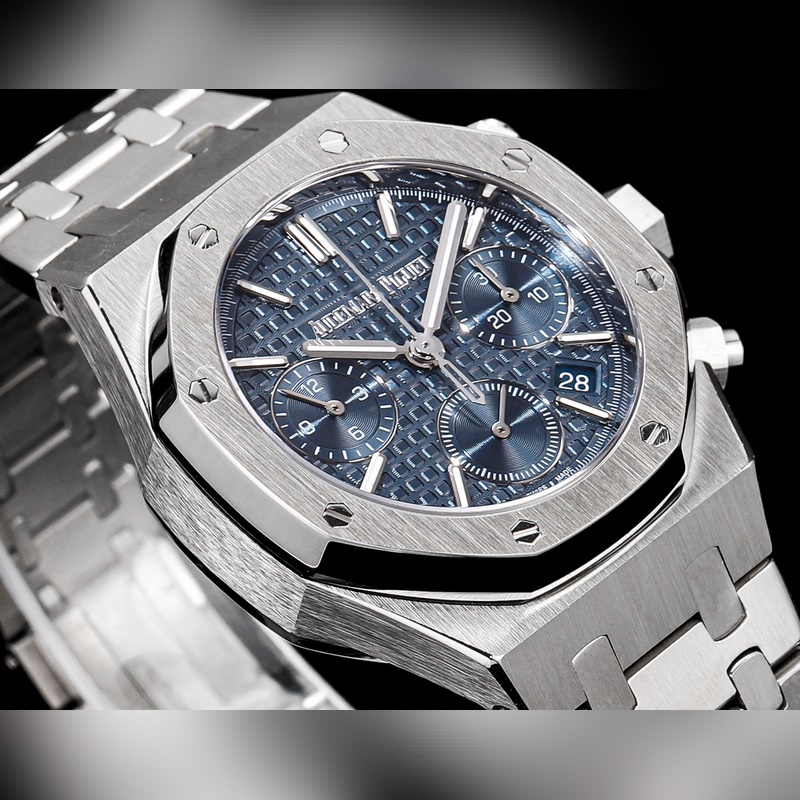 Audemars Piguet Royal Oak 26715BC.ZZ.1 Limited Edition Luxury Replica Watch-4