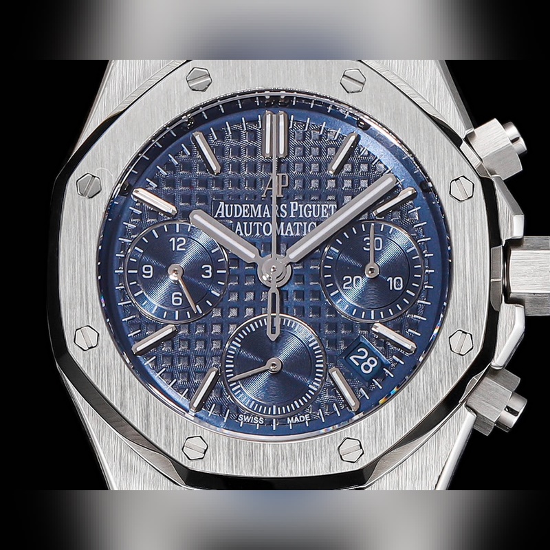 Audemars Piguet Royal Oak 26715BC.ZZ.1 Luxury Replica Watch-3