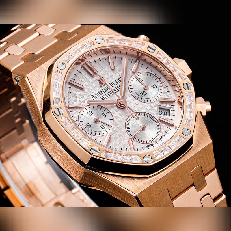 Audemars Piguet Royal Oak 26715BC.ZZ.1 Luxury Replica Watch-4