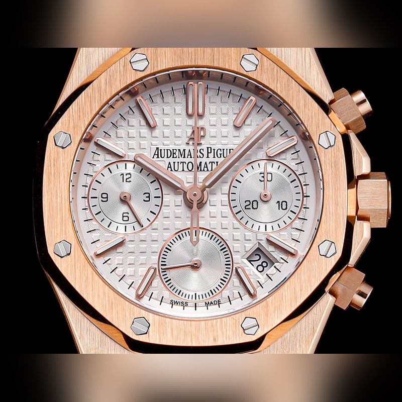 Audemars Piguet Royal Oak 26715BC.ZZ.1 Luxury Timepiece-3