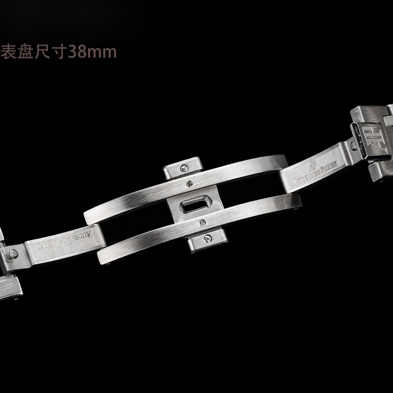 Audemars Piguet Royal Oak 26715BC.ZZ.1 Luxury Replica Watch-7