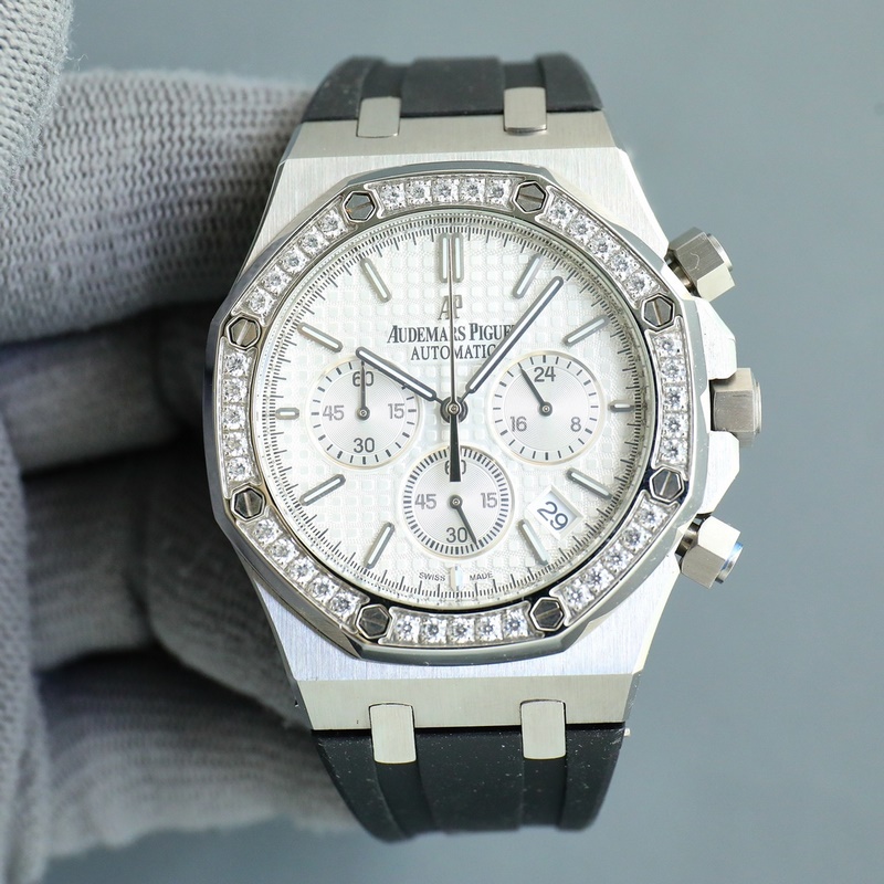 Audemars Piguet Royal Oak 42mm Coated Glass Replica Watch-2