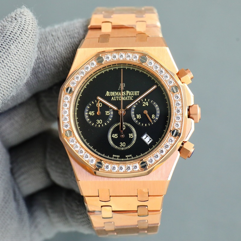 Audemars Piguet Royal Oak 42mm Sapphire Glass Replica Watch-3