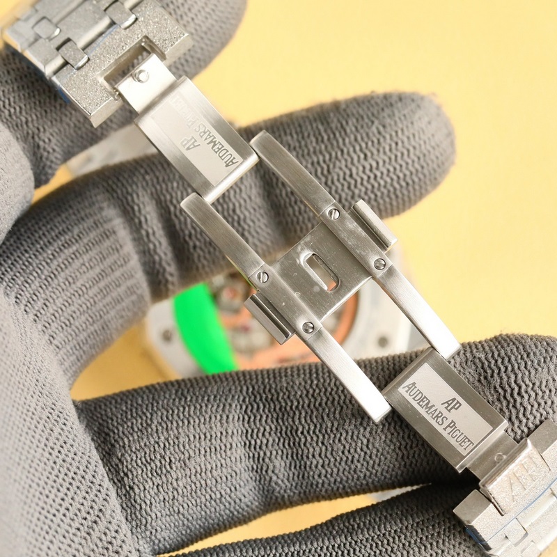 AP Royal Oak Frosted Gold 41mm Steel King Model 26574 Series-8