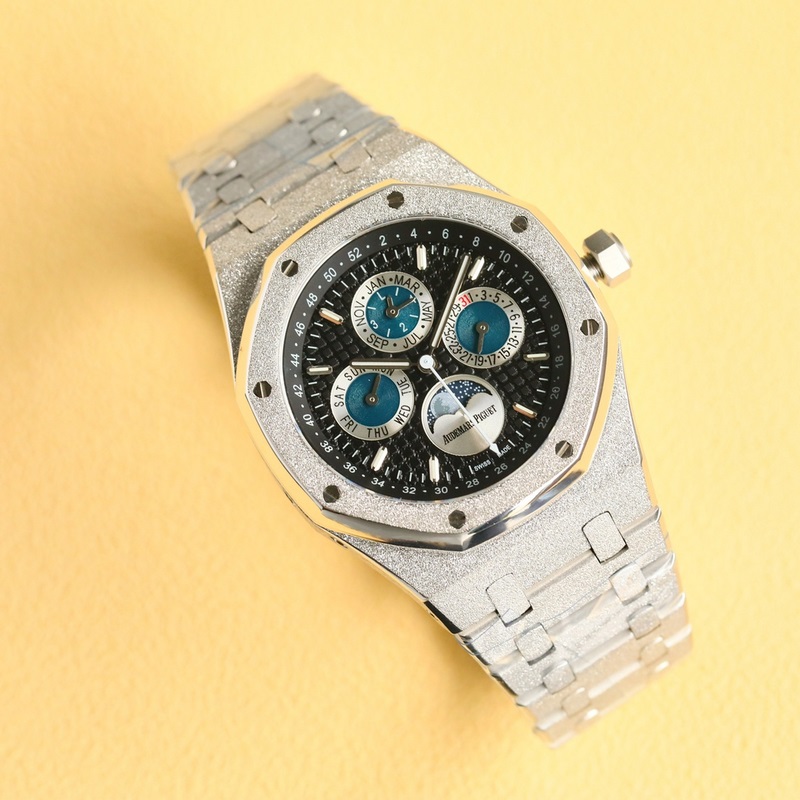 Audemars Piguet Royal Oak Frosted Gold 41mm Model 26574-4