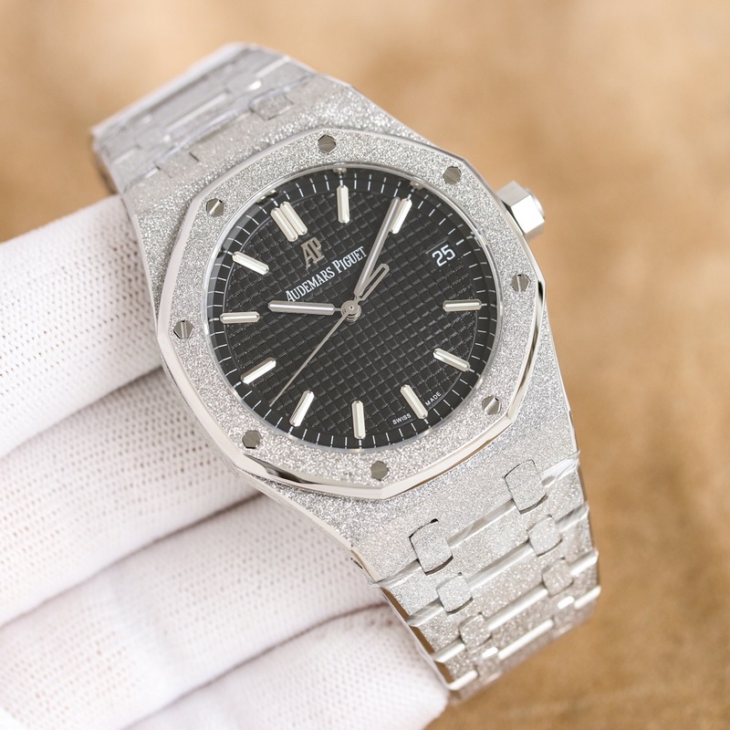 Audemars Piguet Royal Oak 15500V2 Streamlined Movement Design-2