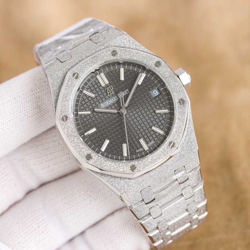 Audemars Piguet Royal Oak 15500V2 Streamlined Movement Design-3