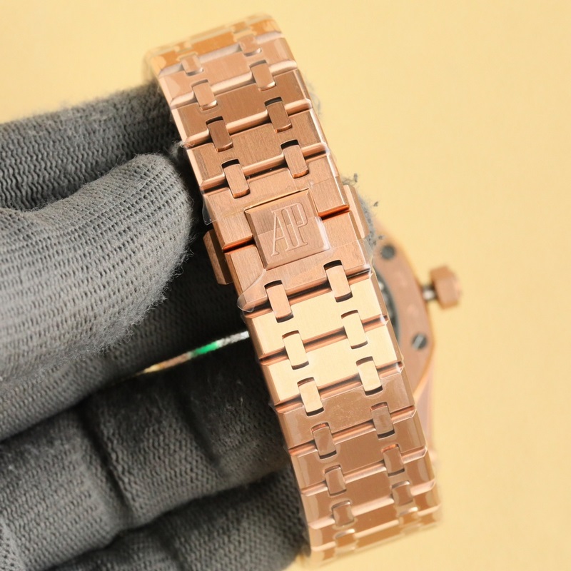 Audemars Piguet Royal Oak 2025 with Comfortable Imported Silicone Strap-7