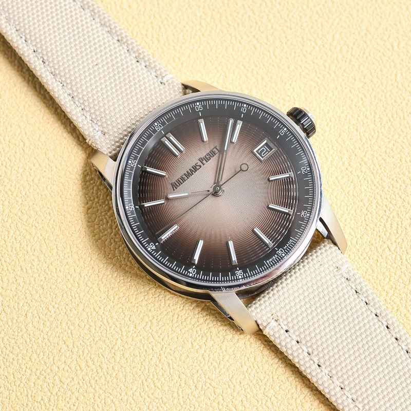 Audemars Piguet CODE 11.59 Modern Multi-Faceted Structure Design-6