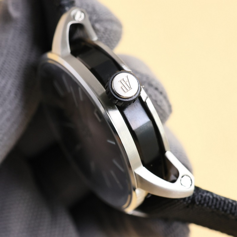 Audemars Piguet CODE 11.59 Modern Multi-Faceted Design and Quality Craftsmanship-5