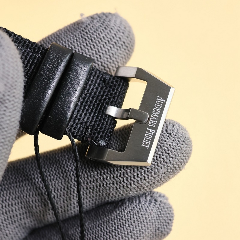 Audemars Piguet CODE 11.59 Modern Multi-Faceted Design and Quality Craftsmanship-7