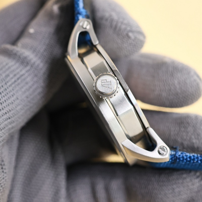 Audemars Piguet CODE 11.59 Modern Multi-Faceted Design by 3G-7