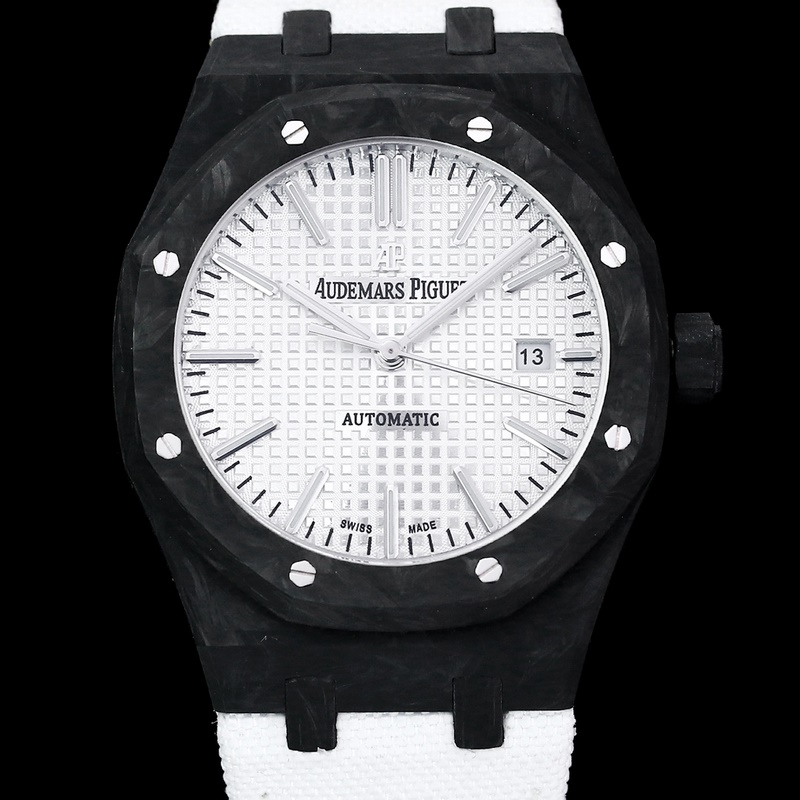 INA Audemars Piguet Royal Oak Luxury Replica Watch Focused on Comfort and Practicality-2