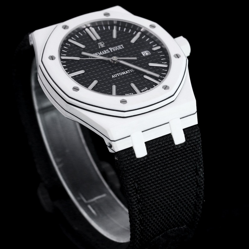 INA AP Royal Oak Comfort&Functionality in Luxury Replica Watch-4