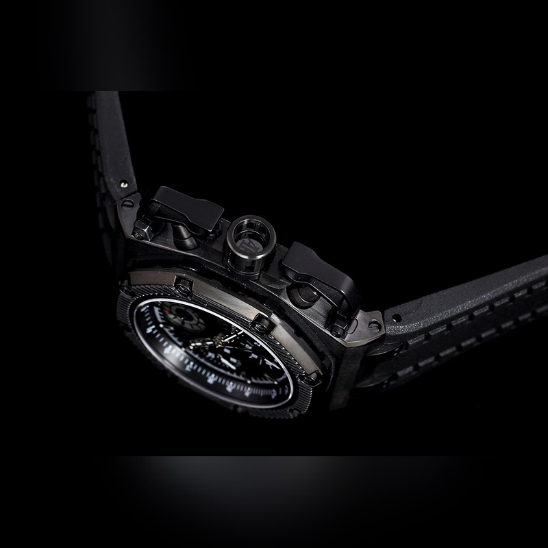 Audemars Piguet Royal Oak Offshore Survivor Limited Edition 1000 Pieces-6