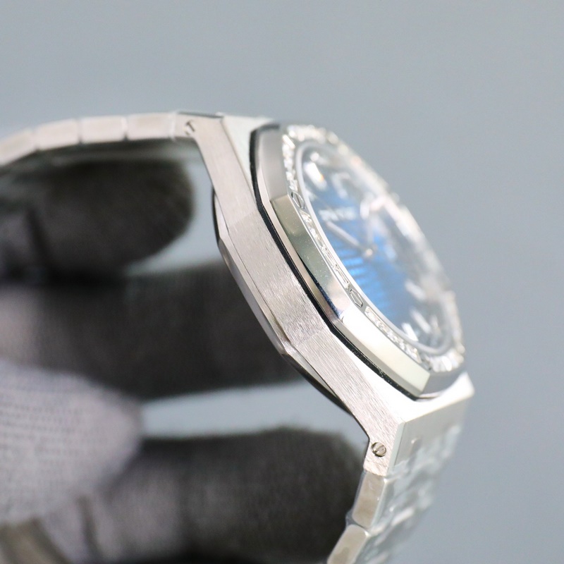 Audemars Piguet Royal Oak 15550ST 15451ST Unveiled Exquisite Timepiece-5