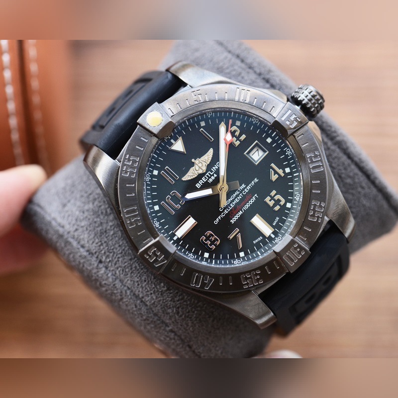 Breitling Avenger Automatic Replica Watch 43mm Quality Timepiece-3
