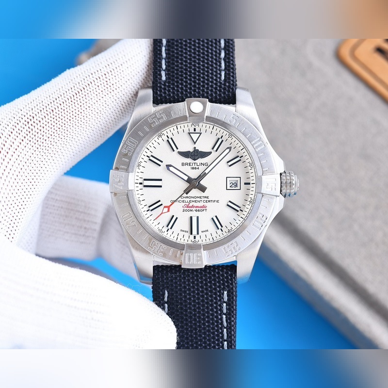 Breitling Avenger Automatic 43mm Quality Timepiece-3