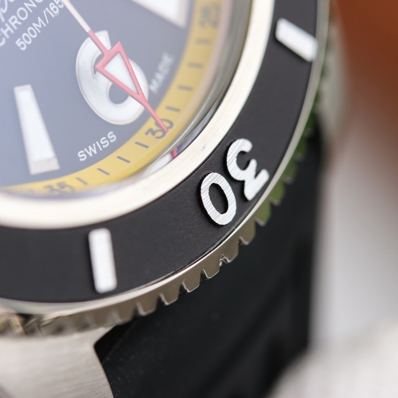 Breitling Superocean Series Replica Watch High-Quality Durable Timepiece-6