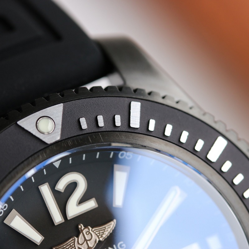 Breitling Superocean Series Replica Watch Precision and Durability-3