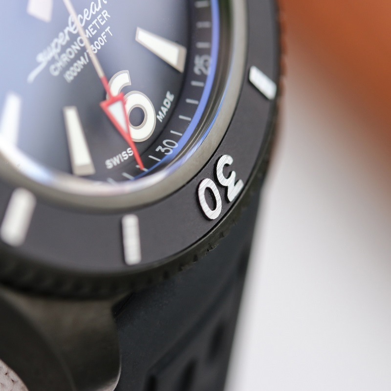 Breitling Superocean Series Replica Watch Precision and Durability-4