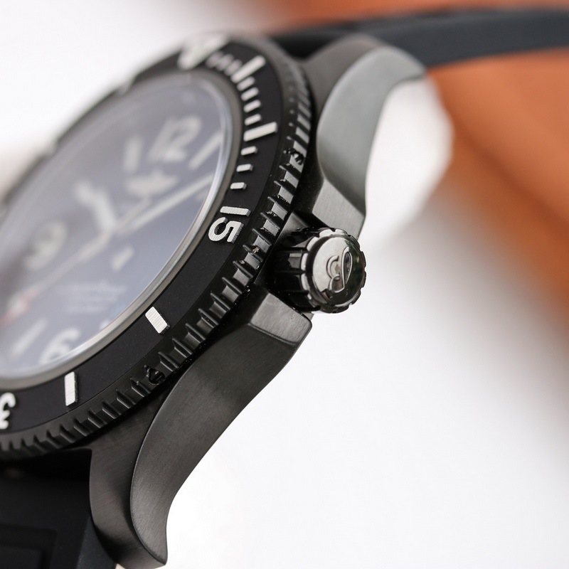 Breitling Superocean Series Replica Watch Precision and Durability-5