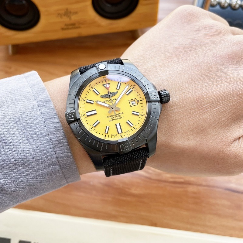 Breitling Avenger Series Automatic Replica Watch 43mm x 13mm-2