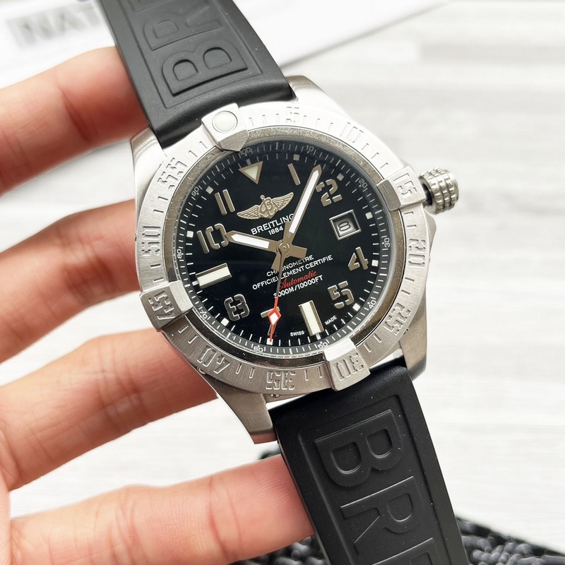 Breitling Superocean Series 44mm 316 Stainless Steel Authentic Timepiece-2