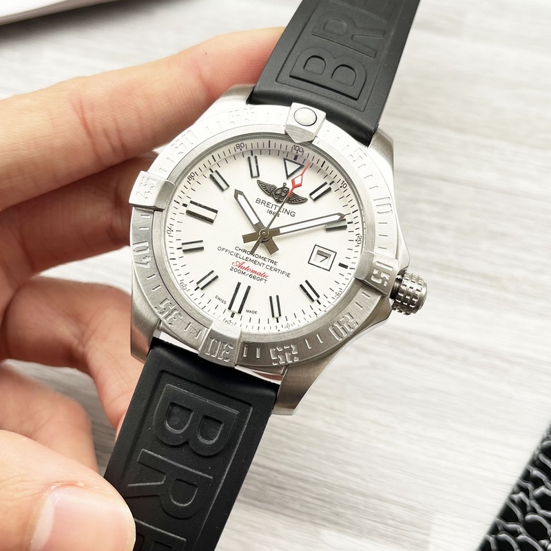 Breitling Superocean Series 44mm 316 Stainless Steel Authentic Timepiece-3