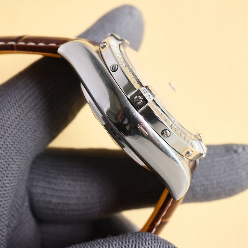 Avenger B01 Chronograph Premium Replica of Bell&Ross-5