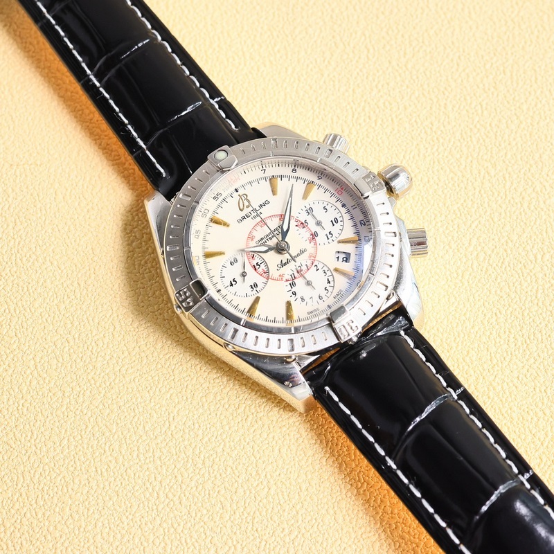 New Avenger B01 Chronograph Replica Watch Premium Replica of Breitling-3