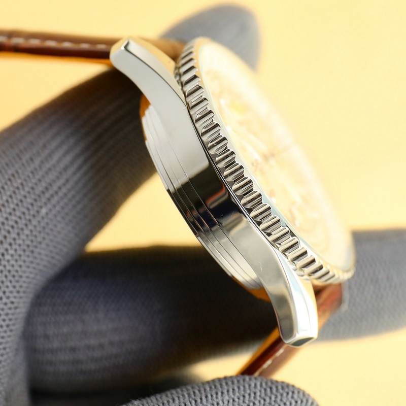 Breitling Navitimer 70th Anniversary Edition Bold Colors and Quality Craftsmanship-8