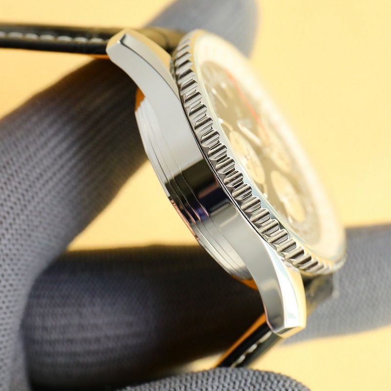 Breitling Navitimer 70th Anniversary Bold Colors and Timeless Quality-4