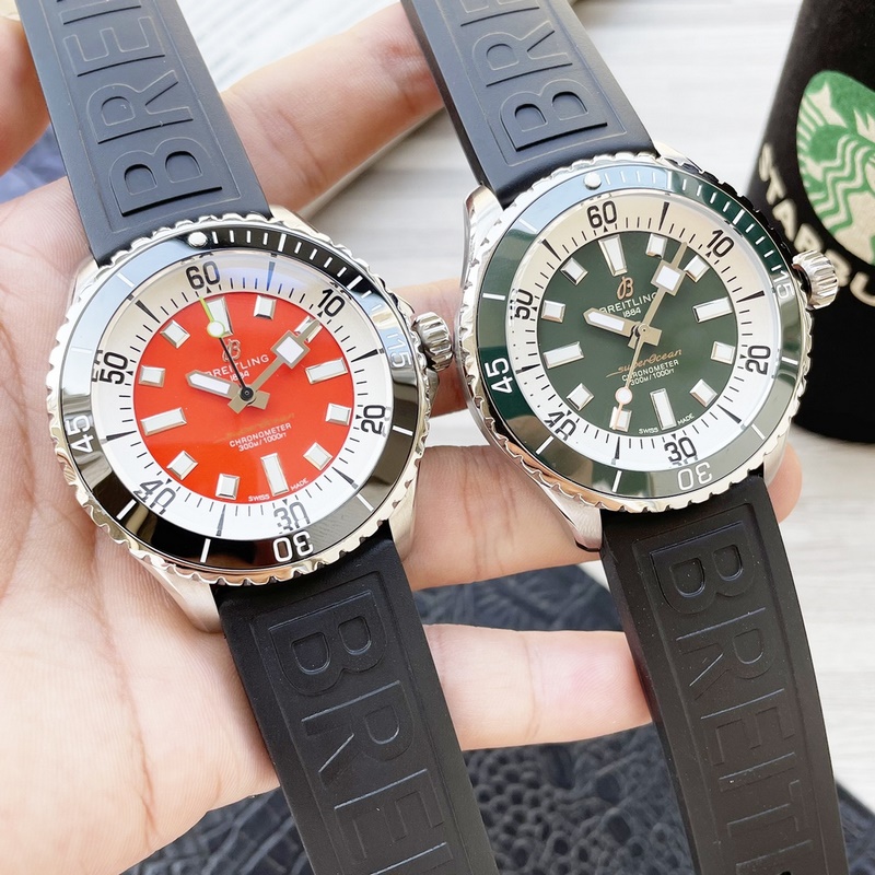 Breitling Superocean Series Elegant Bold Design High-Quality Features-2