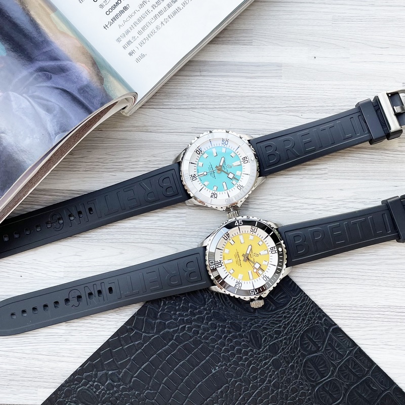 Breitling Superocean Series Elegant Bold Design High-Quality Features-6