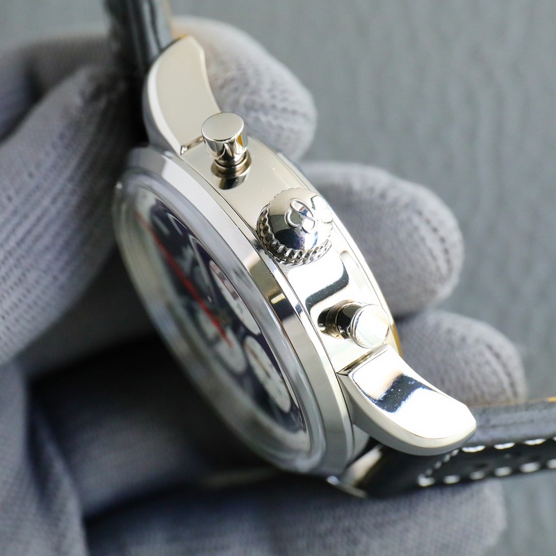 GM Factory 2024 Navitimer Top 100-Year Chronograph Replica Watch-5