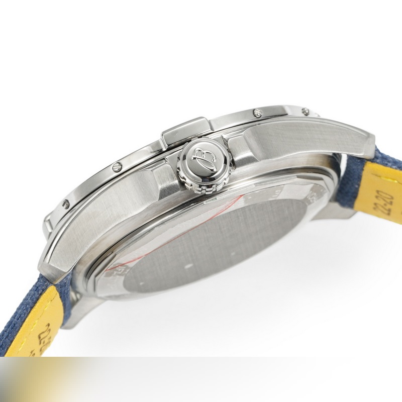 BLS Breitling Avengers A17328101 42mm Replica Watch new product is coming-6