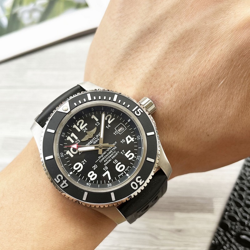 Breitling Superocean Series 44mm 316 Stainless Steel Authentic-2