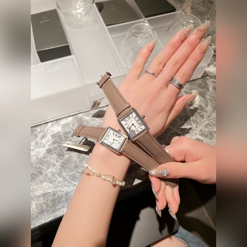 Cartier Tank Collection WristReplica Watch Premium Quality and Specifications-7