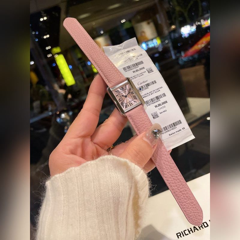 Cartier Tank Vintage Replica Watch Elegant TANK Series Timepiece-2