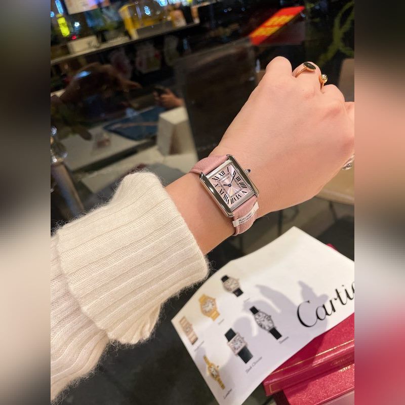 Cartier Tank Vintage Replica Watch Elegant TANK Series Timepiece-8