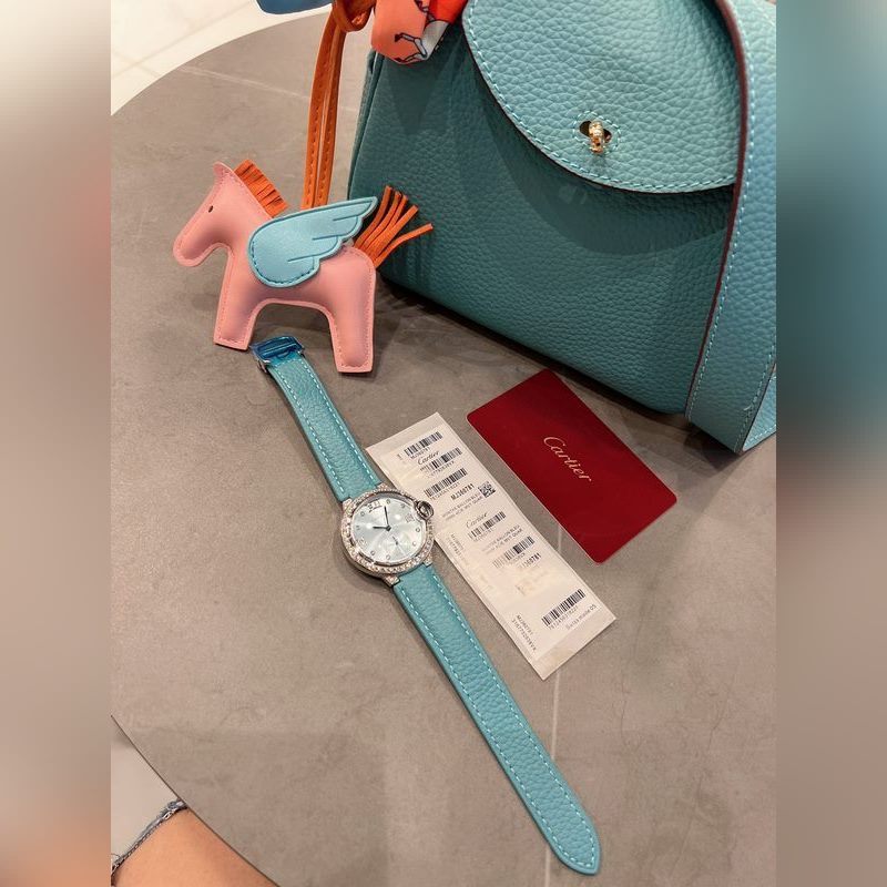 CARTIER Ballon Bleu 36mm Diamond Pearl Shell Replica Watch-1