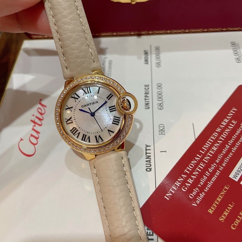 Cartier Ballon Bleu 33mm Replica Watch Elegant Swiss Timepiece-4