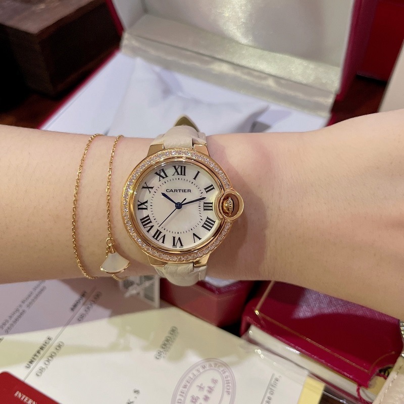 Cartier Ballon Bleu 33mm Replica Watch Elegant Swiss Timepiece-6