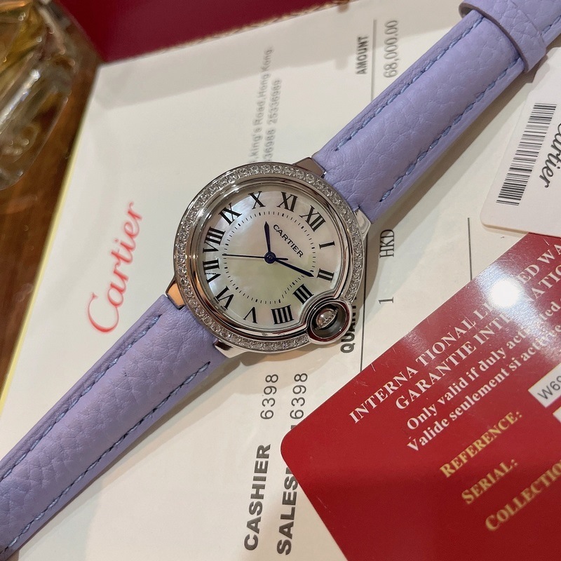 Cartier Ballon Bleu 33mm Replica Watch Luxury Timepiece Elegant Design-5