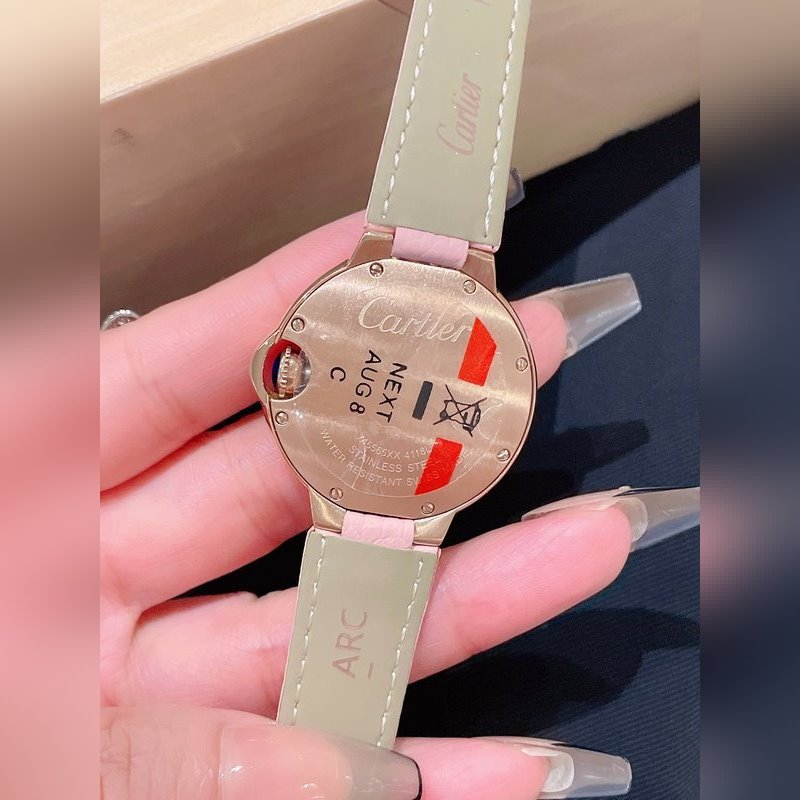 Cartier Ballon Bleu Elegant 33mm Quartz Replica Watch Sapphire Glass Original Satin Buckle-4