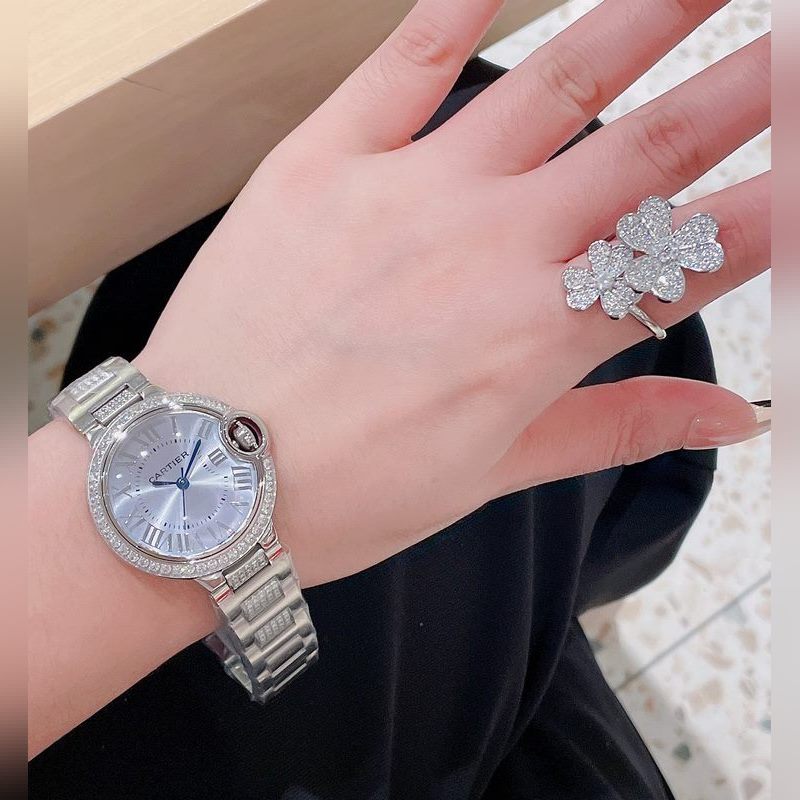 Cartier Ballon Bleu 33mm Quartz Replica Watch Sapphire Crystal Original Satin Buckle-6