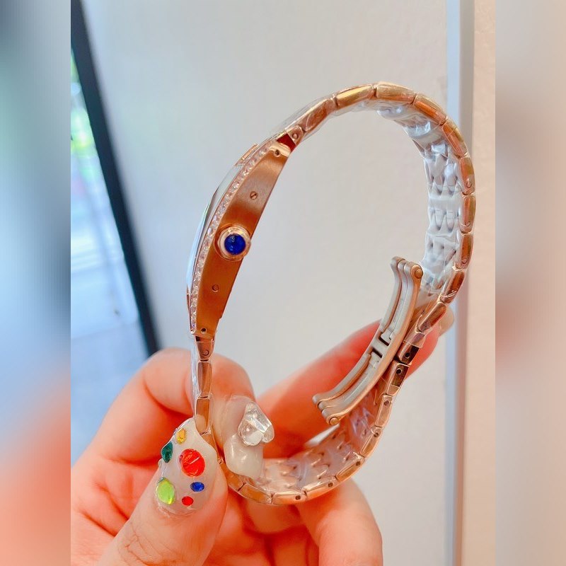 Cartier Tank AmEricaine Small Replica Watch Elegant Timepiece-5