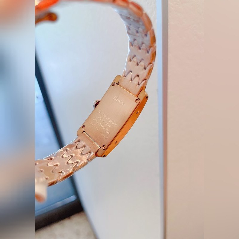 Cartier Tank AmEricaine Small Replica Watch Elegant Timepiece-6