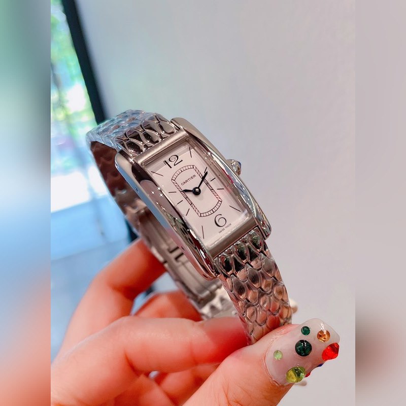 Cartier Tank AmEricaine Small Replica Watch Elegant Design Quality Craftsmanship-4